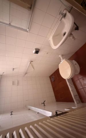 Casa para alugar com 90m², 2 quartos e sem vaga Casa para alugar com 90m², 2 quartos e sem vagaBanheiro