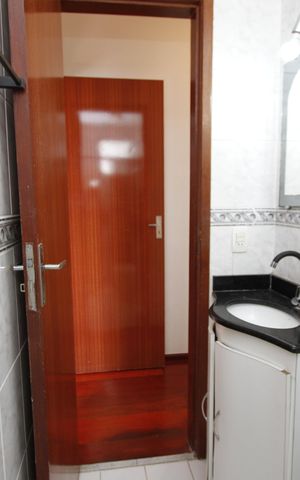 Apartamento à venda com 67m², 2 quartos e 1 vagaBanheiro Social