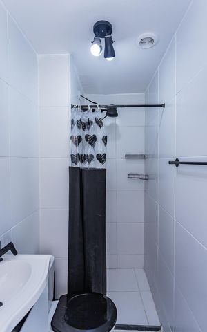Apartamento para alugar com 36m², 2 quartos e sem vaga Apartamento para alugar com 36m², 2 quartos e sem vagaBanheiro