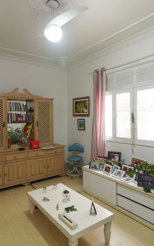 Casa à venda com 600m², 5 quartos e 3 vagas Casa à venda com 600m², 5 quartos e 3 vagasCasa 1 - Sala