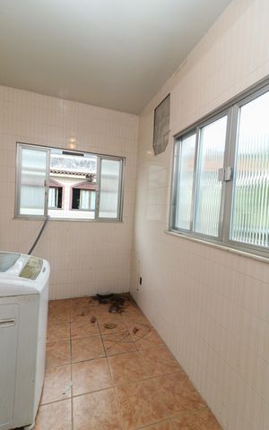 Casa à venda com 600m², 5 quartos e 3 vagas Casa à venda com 600m², 5 quartos e 3 vagasCasa 2 - Área de Serviço