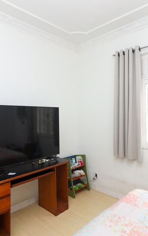 Casa à venda com 600m², 5 quartos e 3 vagas Casa à venda com 600m², 5 quartos e 3 vagasCasa 1 - Quarto 3