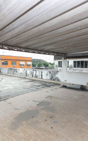 Casa à venda com 600m², 5 quartos e 3 vagas Casa à venda com 600m², 5 quartos e 3 vagasÁrea externa