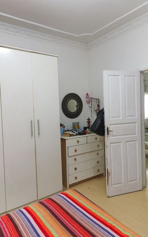 Casa à venda com 600m², 5 quartos e 3 vagas Casa à venda com 600m², 5 quartos e 3 vagasCasa 1 - Quarto 1