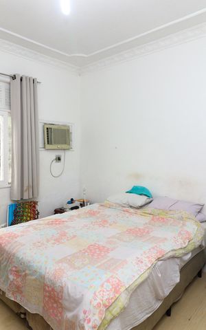Casa à venda com 600m², 5 quartos e 3 vagas Casa à venda com 600m², 5 quartos e 3 vagasCasa 1 - Quarto 3