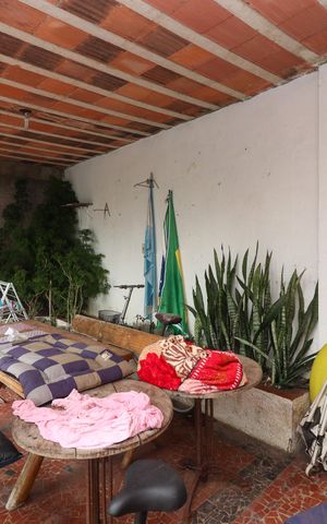 Casa à venda com 600m², 5 quartos e 3 vagas Casa à venda com 600m², 5 quartos e 3 vagasÁrea externa