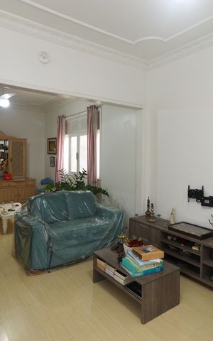 Casa à venda com 600m², 5 quartos e 3 vagas Casa à venda com 600m², 5 quartos e 3 vagasCasa 1 - Sala