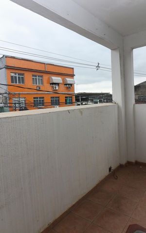 Casa à venda com 600m², 5 quartos e 3 vagas Casa à venda com 600m², 5 quartos e 3 vagasÁrea externa