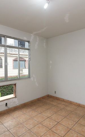 Casa à venda com 600m², 5 quartos e 3 vagas Casa à venda com 600m², 5 quartos e 3 vagasCasa 2 - Suíte