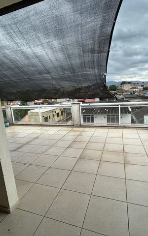 Apartamento para alugar com 130m², 3 quartos e sem vagaTerraço