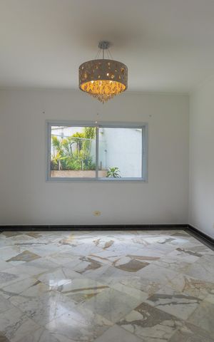 Casa de condomínio para alugar com 292m², 4 quartos e 6 vagas Casa de condomínio para alugar com 292m², 4 quartos e 6 vagasSala 3