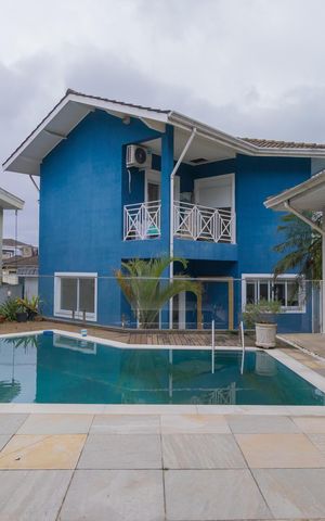 Casa de condomínio para alugar com 292m², 4 quartos e 6 vagas Casa de condomínio para alugar com 292m², 4 quartos e 6 vagasPiscina