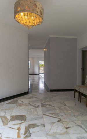 Casa de condomínio para alugar com 292m², 4 quartos e 6 vagas Casa de condomínio para alugar com 292m², 4 quartos e 6 vagasSala 3