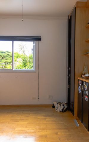 Casa de condomínio para alugar com 292m², 4 quartos e 6 vagas Casa de condomínio para alugar com 292m², 4 quartos e 6 vagasSuíte/Escritório