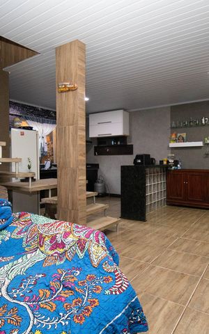 Casa à venda com 70m², 3 quartos e 2 vagas Casa à venda com 70m², 3 quartos e 2 vagasSala