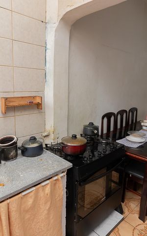 Casa à venda com 150m², 4 quartos e 4 vagas Casa à venda com 150m², 4 quartos e 4 vagasCozinha