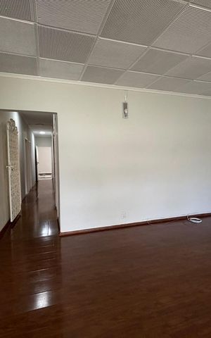Casa de condomínio para alugar com 450m², 3 quartos e 3 vagas