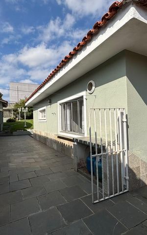 Casa de condomínio para alugar com 450m², 3 quartos e 3 vagas
