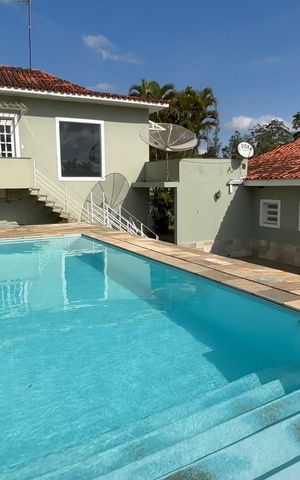 Casa de condomínio para alugar com 450m², 3 quartos e 3 vagas