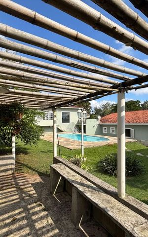 Casa de condomínio para alugar com 450m², 3 quartos e 3 vagas