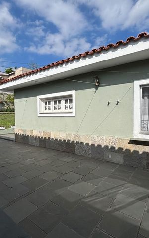 Casa de condomínio para alugar com 450m², 3 quartos e 3 vagas