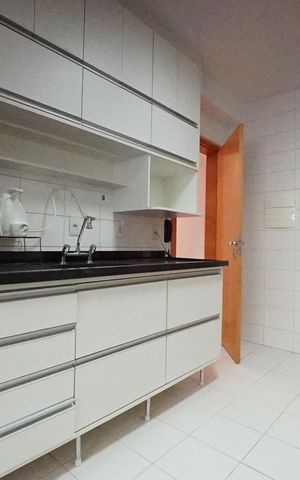 Apartamento à venda com 101m², 3 quartos e 2 vagasCozinha