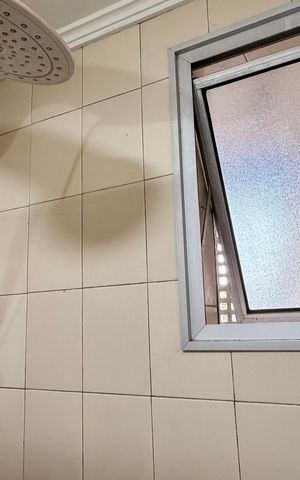Apartamento à venda com 57m², 2 quartos e 1 vaga Apartamento à venda com 57m², 2 quartos e 1 vagaBanheiro social