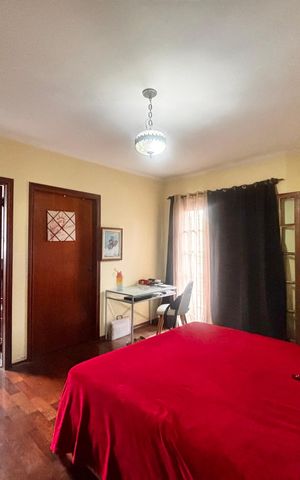 Casa de condomínio à venda com 540m², 5 quartos e 3 vagas Casa de condomínio à venda com 540m², 5 quartos e 3 vagasSuíte 3