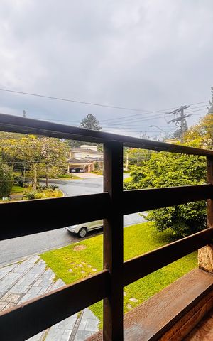 Casa de condomínio à venda com 540m², 5 quartos e 3 vagas Casa de condomínio à venda com 540m², 5 quartos e 3 vagasVaranda suíte 4