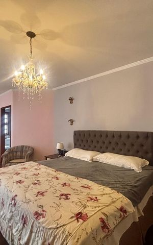 Casa de condomínio à venda com 540m², 5 quartos e 3 vagas Casa de condomínio à venda com 540m², 5 quartos e 3 vagasSuíte 4