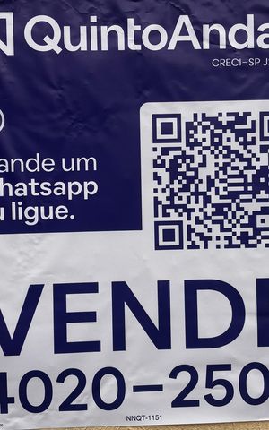 Casa de condomínio à venda com 540m², 5 quartos e 3 vagas Casa de condomínio à venda com 540m², 5 quartos e 3 vagasPlaca