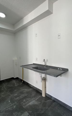 Apartamento para alugar com 32m², 2 quartos e sem vaga Apartamento para alugar com 32m², 2 quartos e sem vagaCozinha e Área de Serviço