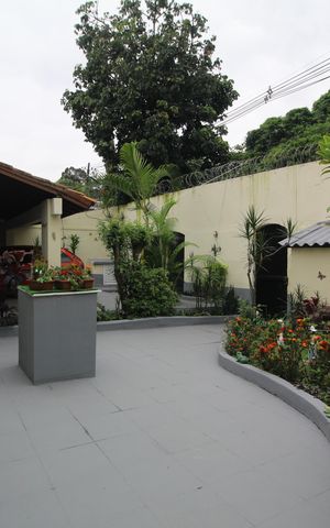 Casa para alugar com 545m², 3 quartos e 3 vagasFrente