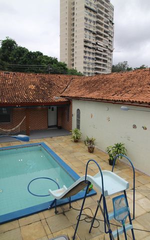 Casa para alugar com 545m², 3 quartos e 3 vagasÁrea Externa