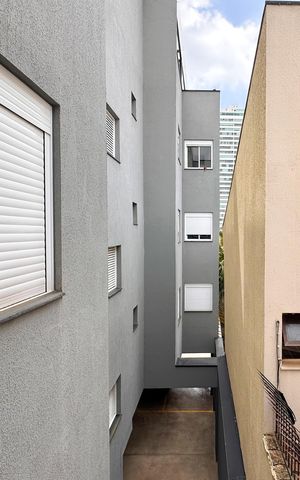 Apartamento à venda com 73m², 2 quartos e 2 vagas Apartamento à venda com 73m², 2 quartos e 2 vagasVista da Suíte 1