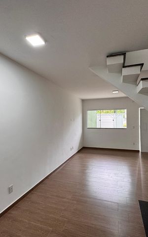 Casa de condomínio para alugar com 180m², 3 quartos e 1 vaga Casa de condomínio para alugar com 180m², 3 quartos e 1 vagaSala