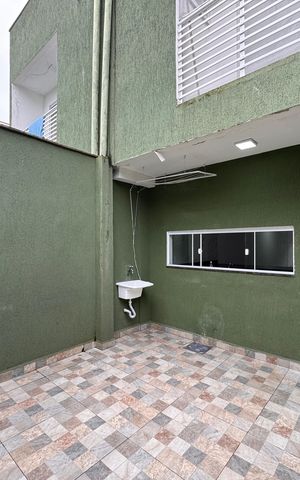 Casa de condomínio para alugar com 180m², 3 quartos e 1 vaga Casa de condomínio para alugar com 180m², 3 quartos e 1 vagaÁrea de Serviço