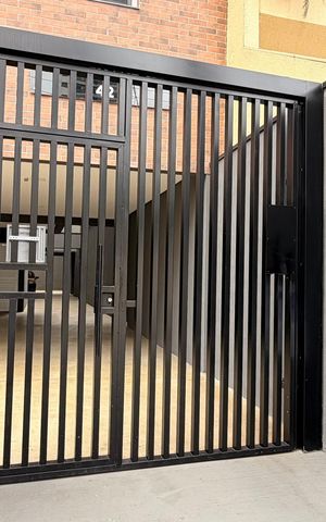 Apartamento à venda com 144m², 2 quartos e 2 vagas Apartamento à venda com 144m², 2 quartos e 2 vagasFachada