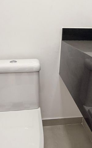 Apartamento à venda com 144m², 2 quartos e 2 vagas Apartamento à venda com 144m², 2 quartos e 2 vagasLavabo