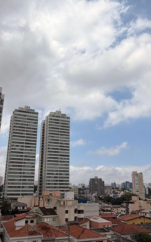 Apartamento à venda com 144m², 2 quartos e 2 vagas Apartamento à venda com 144m², 2 quartos e 2 vagasVista