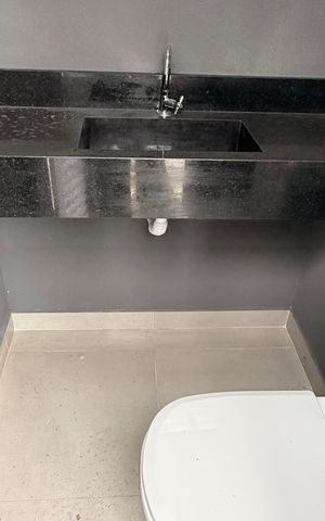 Apartamento à venda com 144m², 2 quartos e 2 vagas Apartamento à venda com 144m², 2 quartos e 2 vagasLavabo 2