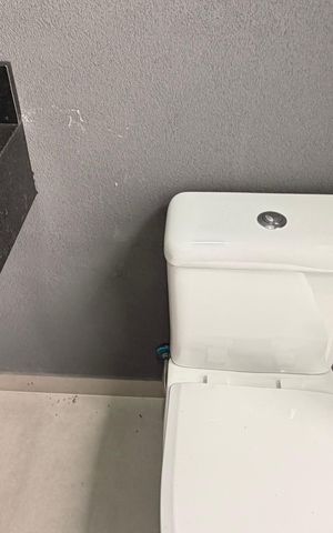 Apartamento à venda com 144m², 2 quartos e 2 vagas Apartamento à venda com 144m², 2 quartos e 2 vagasLavabo 2