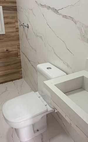 Apartamento à venda com 144m², 2 quartos e 2 vagas Apartamento à venda com 144m², 2 quartos e 2 vagasBanheiro suite 1