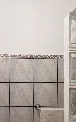 Apartamento à venda com 165m², 2 quartos e 3 vagas Apartamento à venda com 165m², 2 quartos e 3 vagasBanheiro social