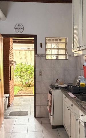 Apartamento à venda com 165m², 2 quartos e 3 vagas Apartamento à venda com 165m², 2 quartos e 3 vagasCozinha