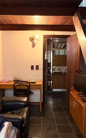 Apartamento à venda com 165m², 2 quartos e 3 vagas Apartamento à venda com 165m², 2 quartos e 3 vagasQuarto 1