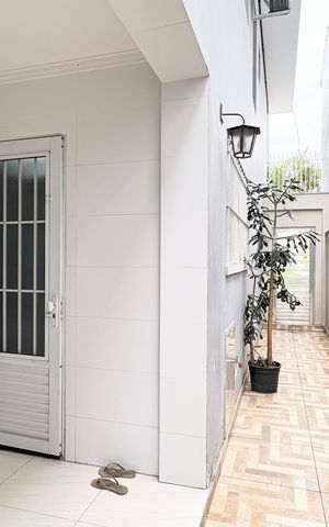 Casa à venda com 150m², 3 quartos e 2 vagas Casa à venda com 150m², 3 quartos e 2 vagasÁrea comum