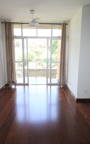 Apartamento para alugar com 95m², 3 quartos e 2 vagasSala