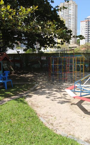 Apartamento para alugar com 95m², 3 quartos e 2 vagasÁrea comum - Playground