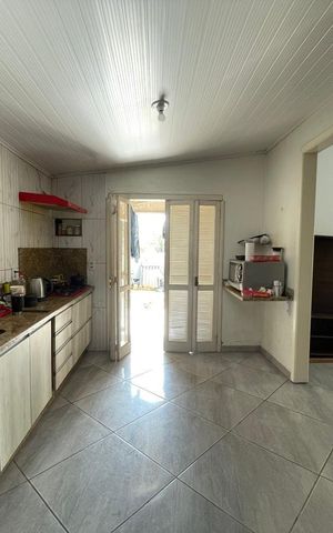 Casa à venda com 85m², 3 quartos e 1 vaga